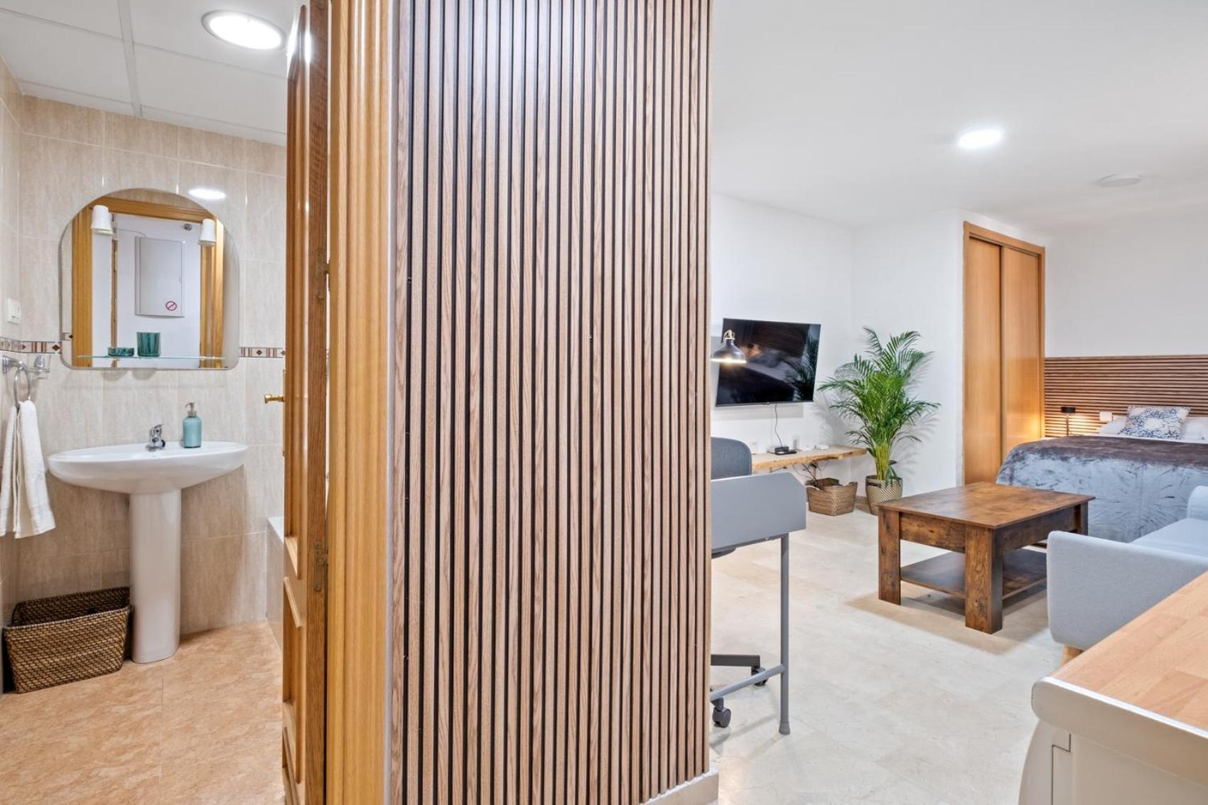 Modern And Comfortable Studio Malaga Exterior photo